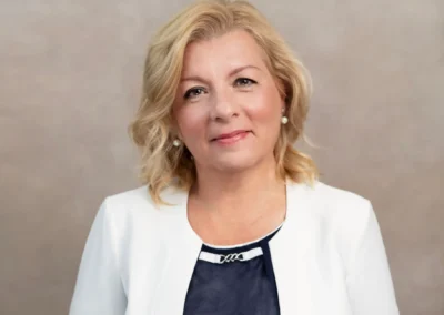 Magyari Ildikó, pénzügyi tanácsadó